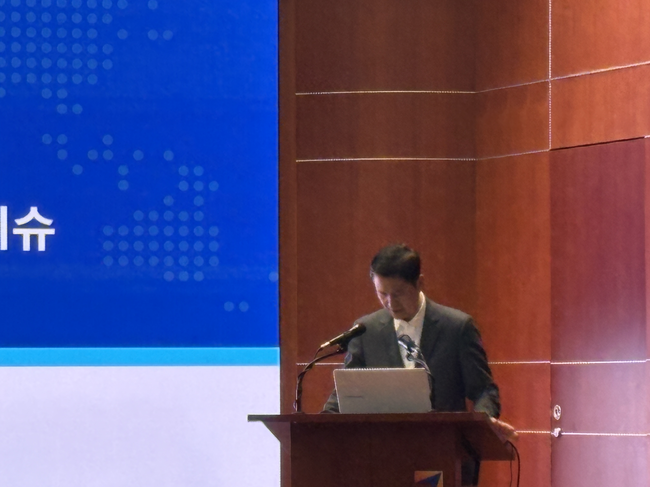 [현장] 2026 한국 경제 \ 2% 반등\  전망...\