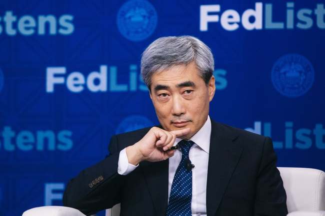 GDP 1.7% 성장에 한은 ‘금리 인상론’ 점화...보험사, 자본 건전성 강화 속 변액보험 ‘경고등’