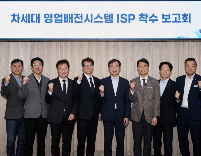 [전자·IT 레이더] 카페24·LG CNS, 산업 전반에 AI 심는다…소상공인·공공기관 맞춤형 지원