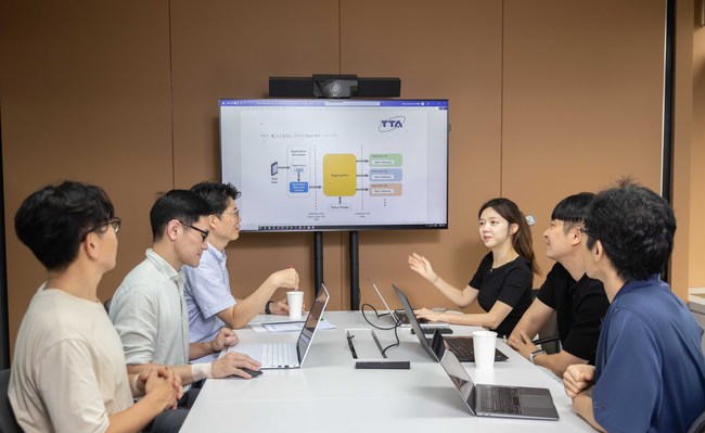 통신3사, 오픈 API 협업 MOU...통신사별 규격 통일로 디지털 서비스 개발 가속화