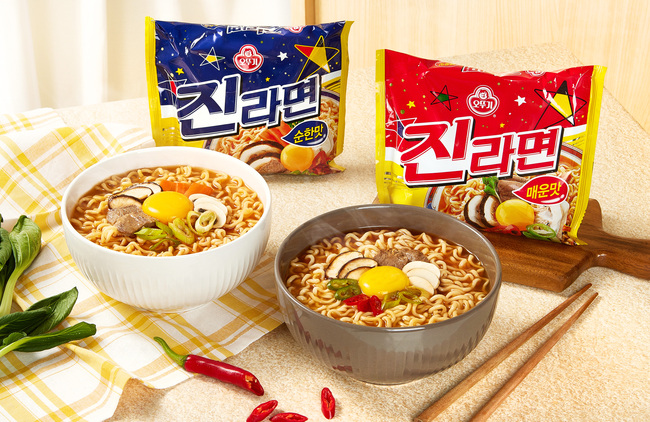 오뚜기, 대표 \ 진라면\  변화하는 소비자 입맛 잡는다...육수·면발·건더기↑